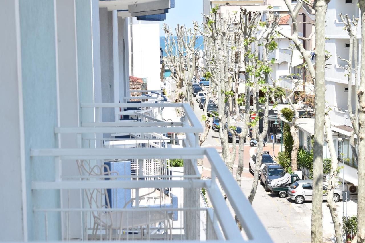 Hotel Ginevra E Residence Κατόλικα Εξωτερικό φωτογραφία