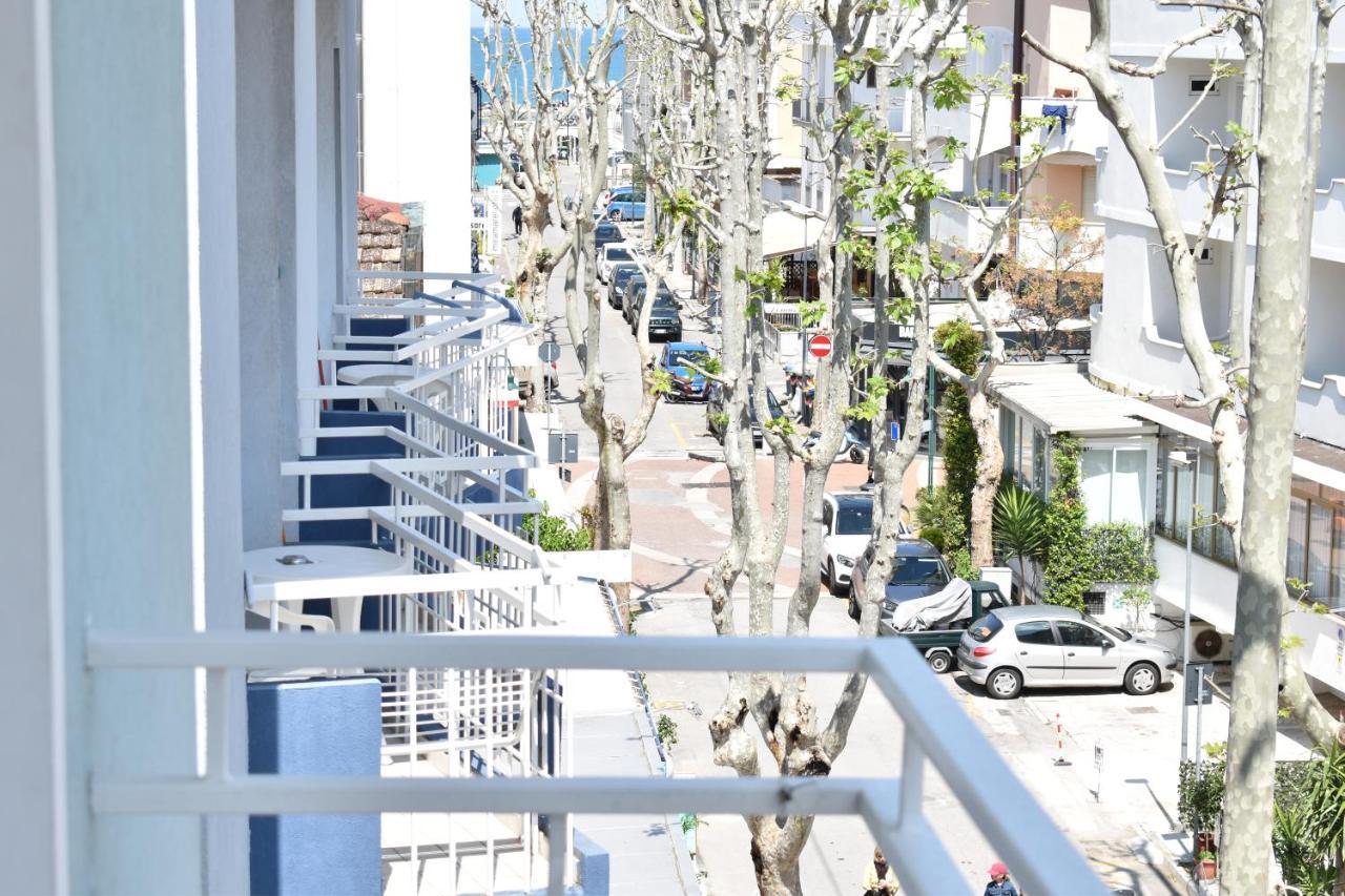 Hotel Ginevra E Residence Κατόλικα Εξωτερικό φωτογραφία
